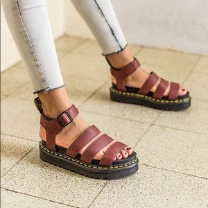 Dr. Martens Matte burgundy blaire sandals